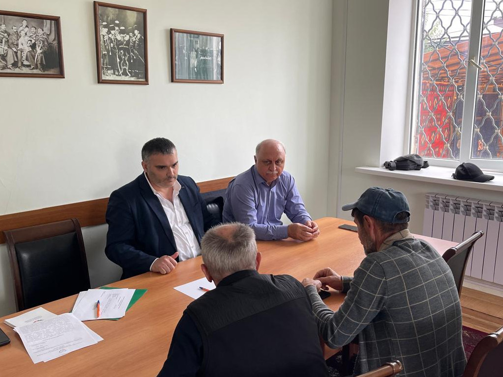 Дагнаследие провело в Гунибском районе выездной прием граждан